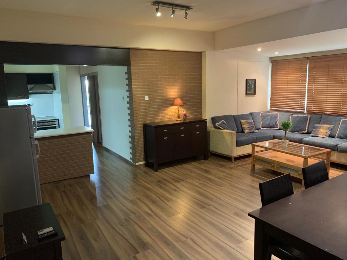 Апартаменты Kika Court 2 Паралимни Экстерьер фото
